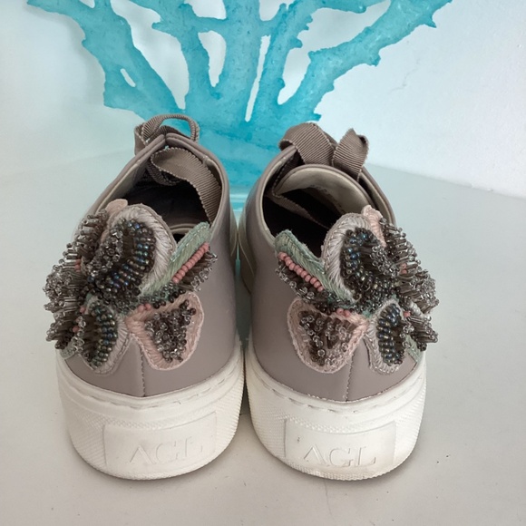 AGL TAN NEUTRAL FLORAL BEADED EMBROIDERY LEATHER SNEAKERS SHOES 7.5 - Picture 10 of 13
